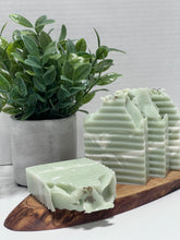 Load image into Gallery viewer, Eucalyptus Spearmint Shea Butter Bar
